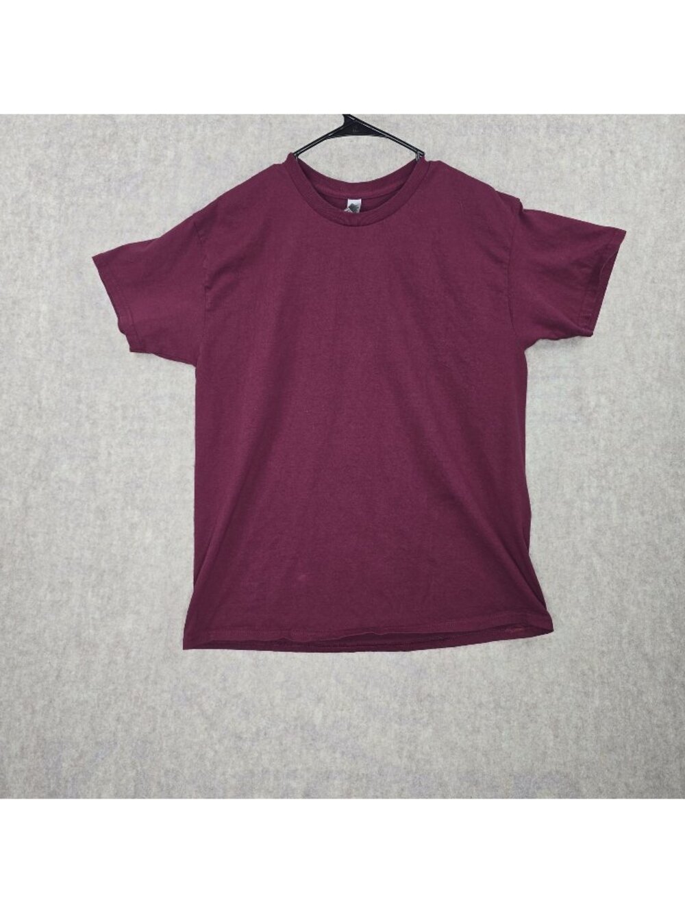 Gildan Mens T-Shirt Maroon Size Large Heavy Cotton Classic Fit Crew Neck